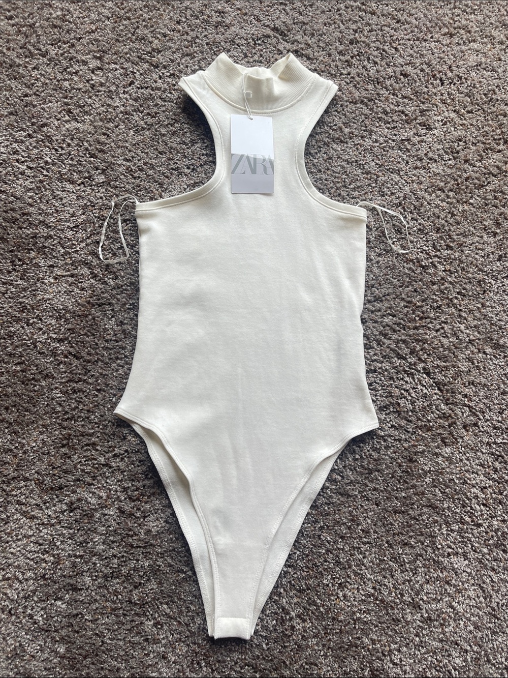 ZARA Off-White Ribbed Sleeveless Bodysuit